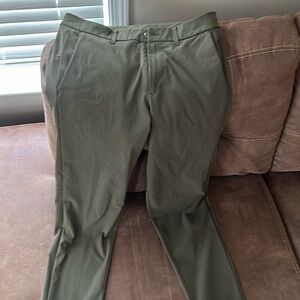 Lululemon slim leg pants size 31
